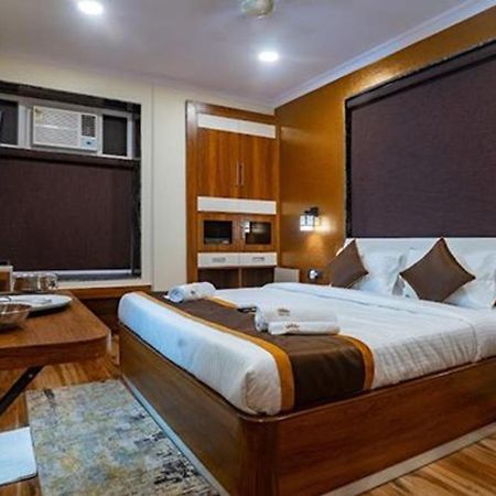 Fabhotel Prime Tiyara Inn Kolkata Bagian luar foto