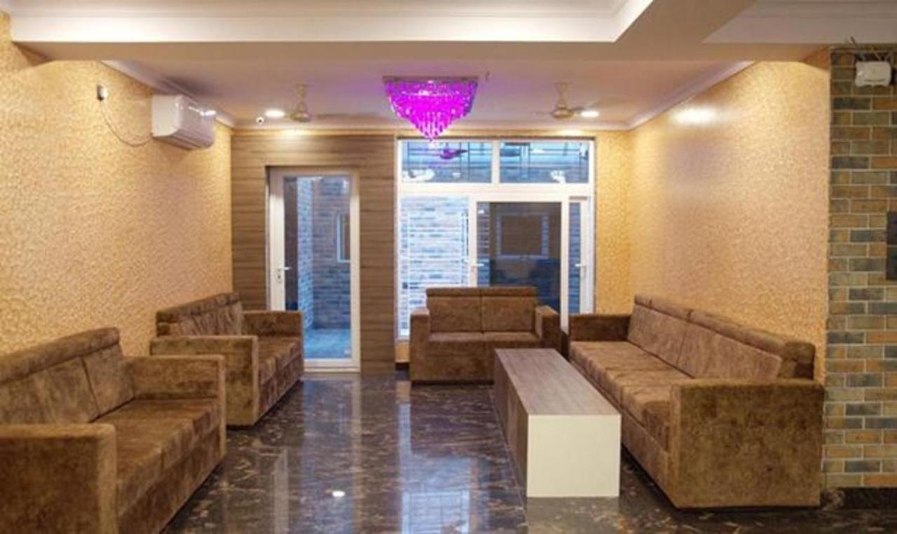 Fabhotel Prime Tiyara Inn Kolkata Bagian luar foto