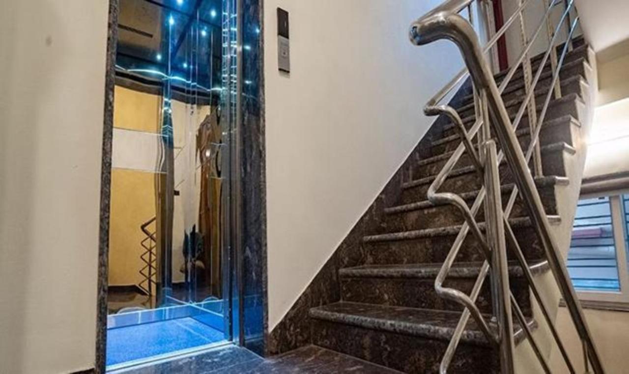 Fabhotel Prime Tiyara Inn Kolkata Bagian luar foto